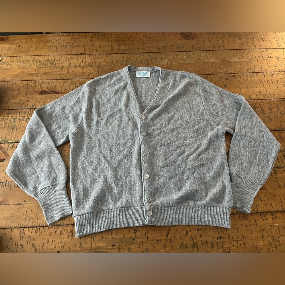 Arnold Palmer Cardigan Size XL 6 Button Down‎